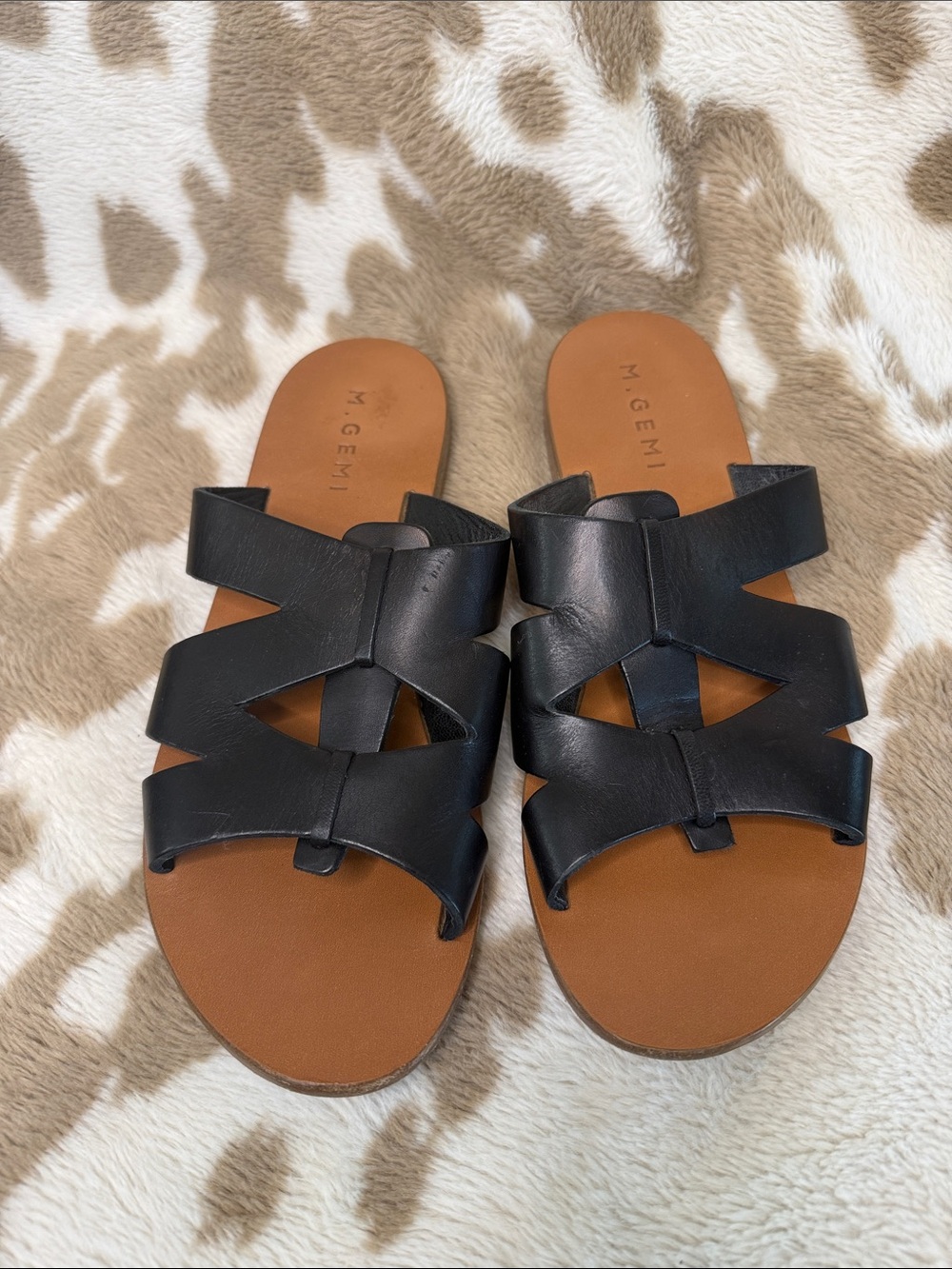 M. Gemi Black Leather Cutout Slide Sandals